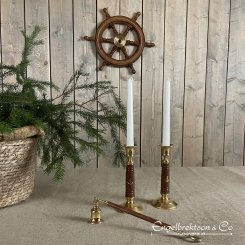 rep ratt wheel stearing marin inredning maritim stil dekoration dekorationsratt trä rep väggmontering