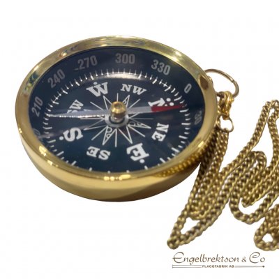 kompass kompasser resa camping vandring navigera navigation riktning hitta rätt riktning i livet halsband mässing present studen