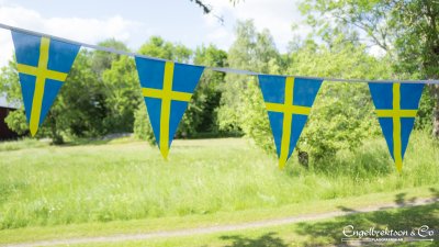 sverige sverigeflagga vimpel vimpelspel svensk korsvimpel flaggspel blå gul flaggor vimplar butik på Rådmansgatan 75 i Stockholm